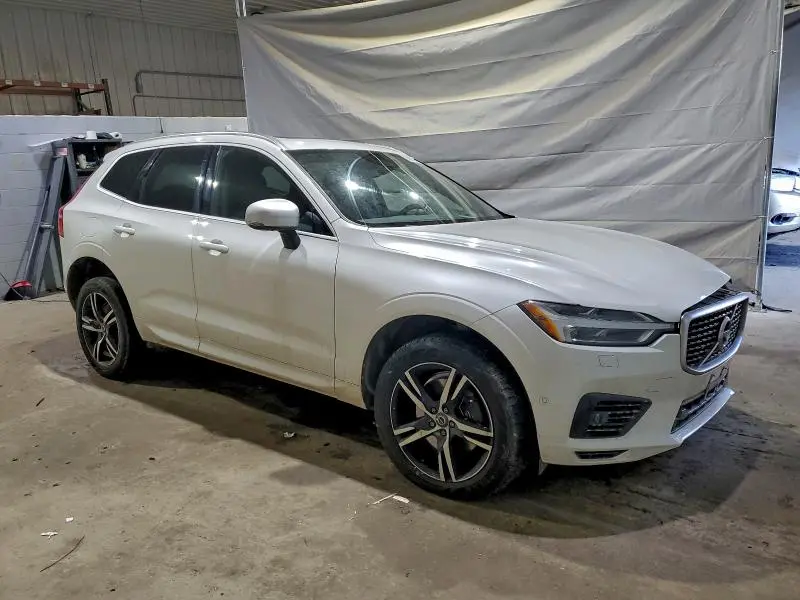 2018 VOLVO XC60 T8 R-DESIGN  