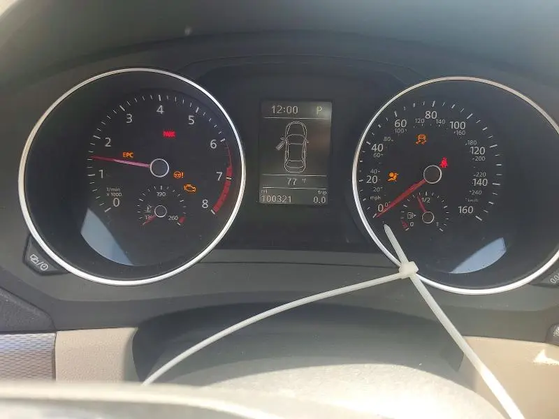 2017 VOLKSWAGEN JETTA SE  