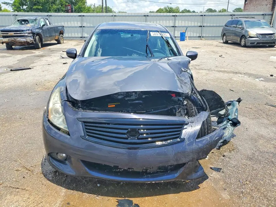 2010 INFINITI G37   