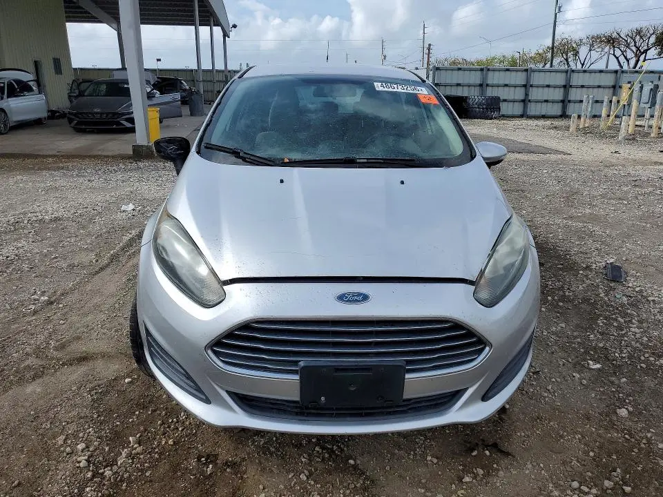 2015 FORD FIESTA SE  