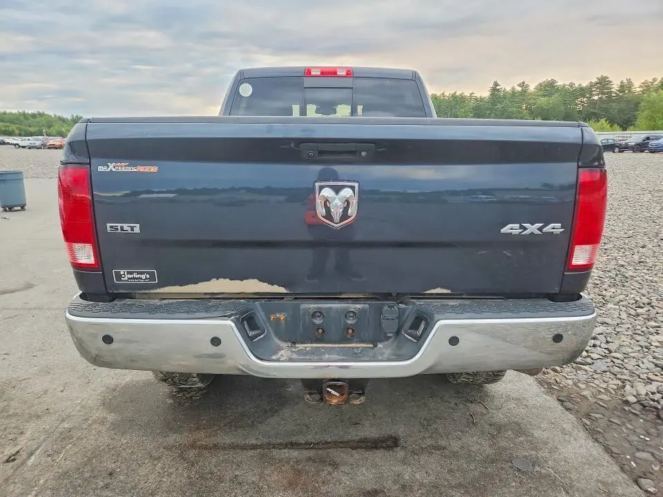2018 RAM 2500 SLT  