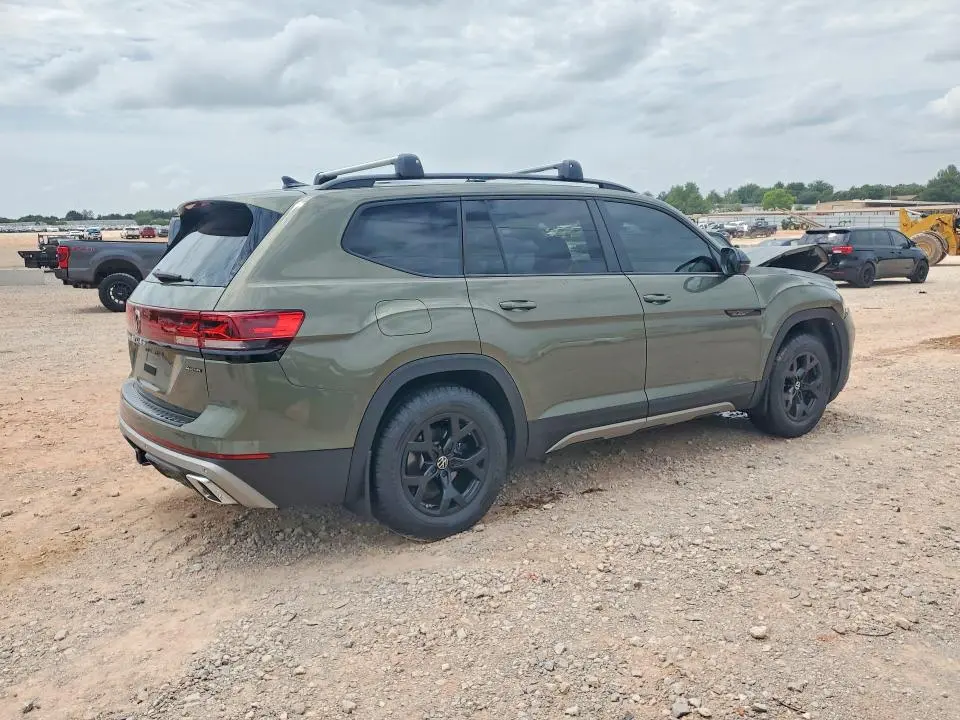 2024 VOLKSWAGEN ATLAS PEAK EDITION SE  