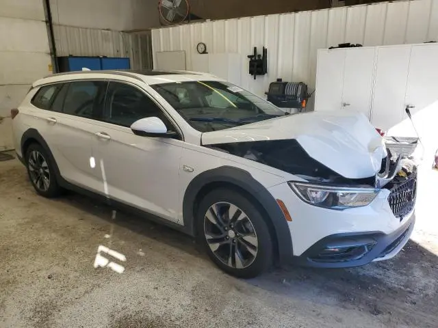 2018 BUICK REGAL TOURX ESSENCE  