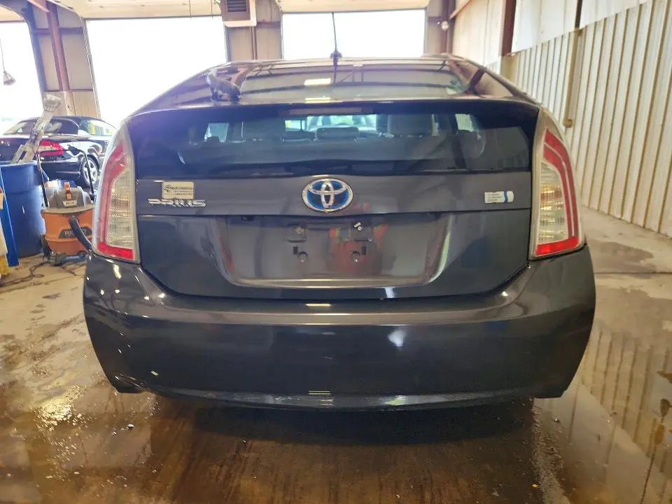 2012 TOYOTA PRIUS THREE  