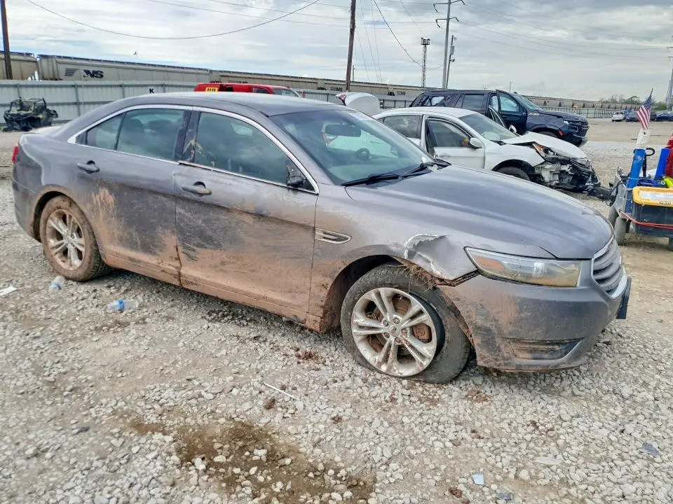 2013 FORD TAURUS SEL  