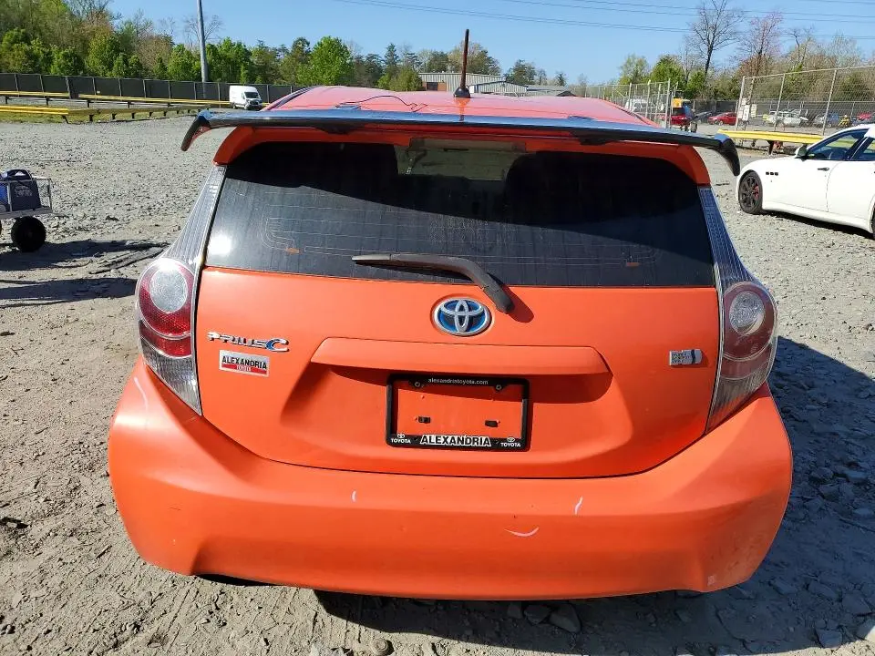 2014 TOYOTA PRIUS C TWO  