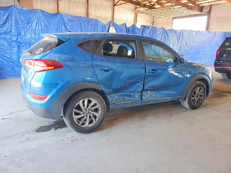 2018 HYUNDAI TUCSON SE  