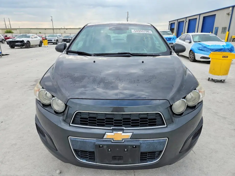 2016 CHEVROLET SONIC LT  