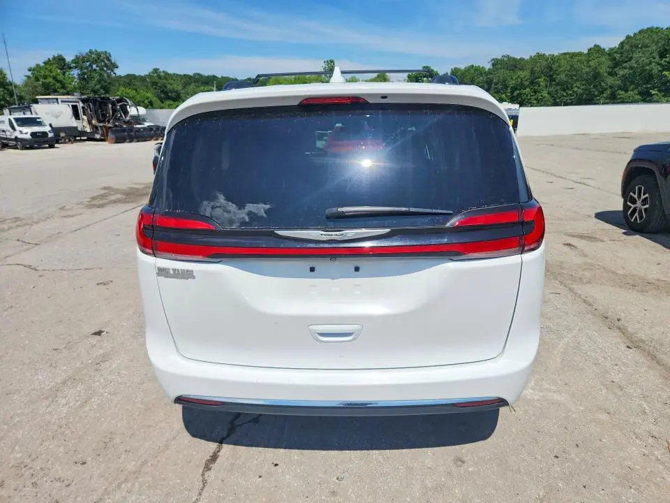 2022 CHRYSLER PACIFICA TOURING L  