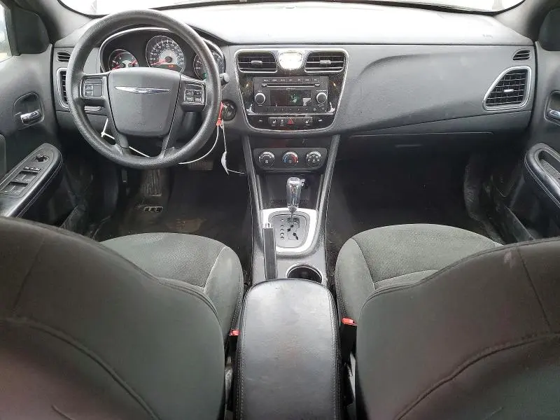 2011 CHRYSLER 200 LX  