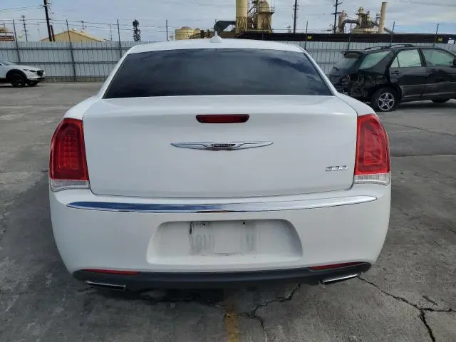 2016 CHRYSLER 300 LIMITED  