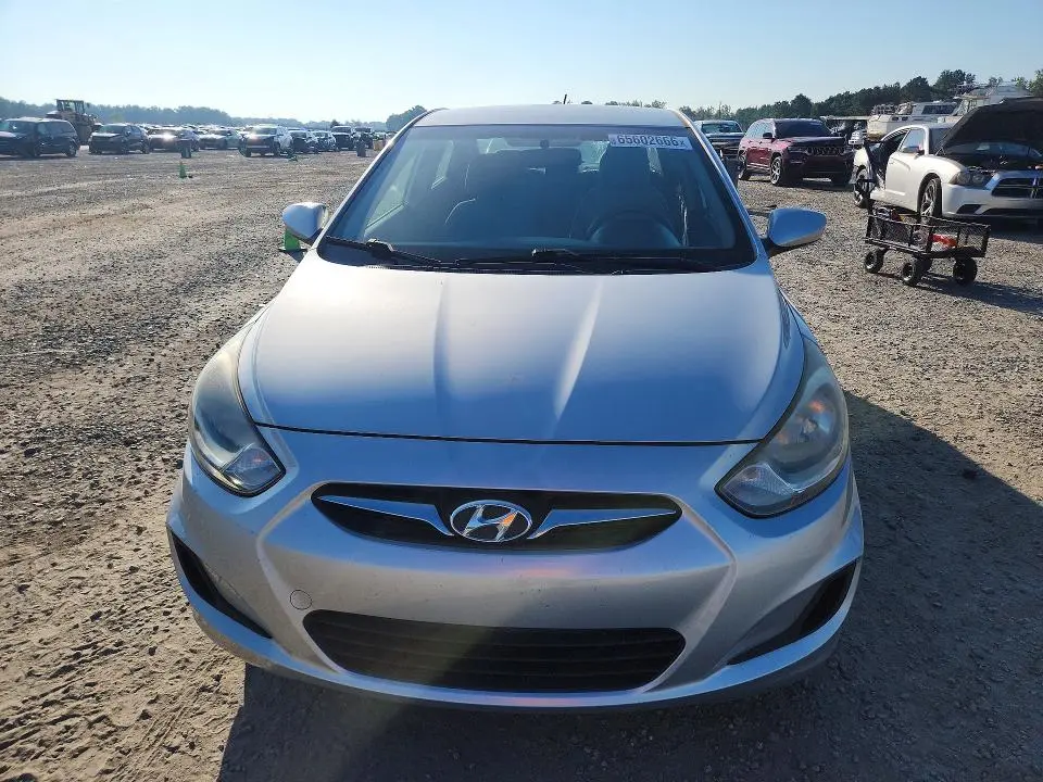 2012 HYUNDAI ACCENT GLS  