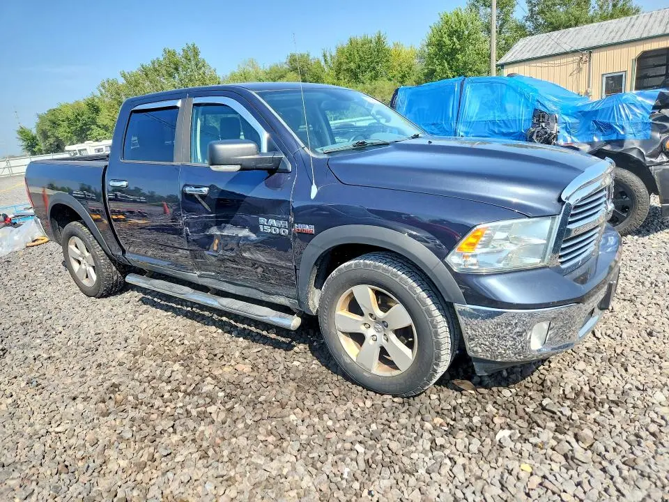 2013 RAM 1500 SLT  