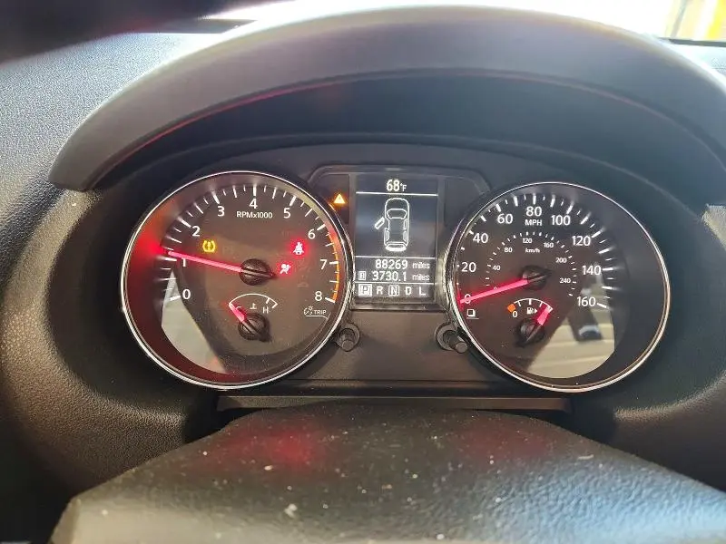 2013 NISSAN ROGUE S  