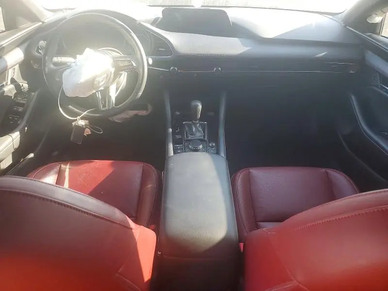 2024 MAZDA 3 PREFERRED  