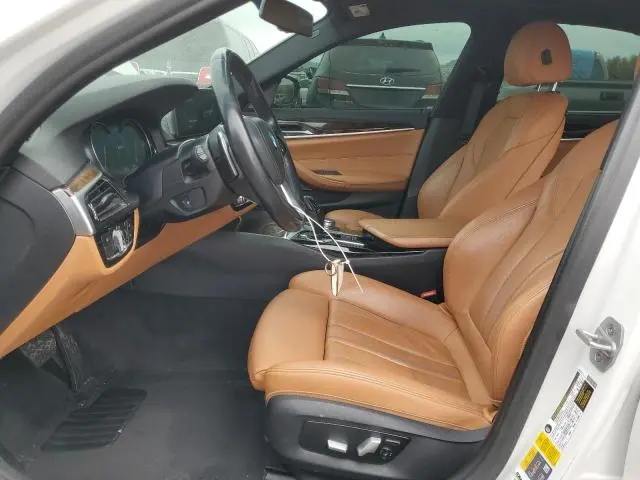2018 BMW 530E 