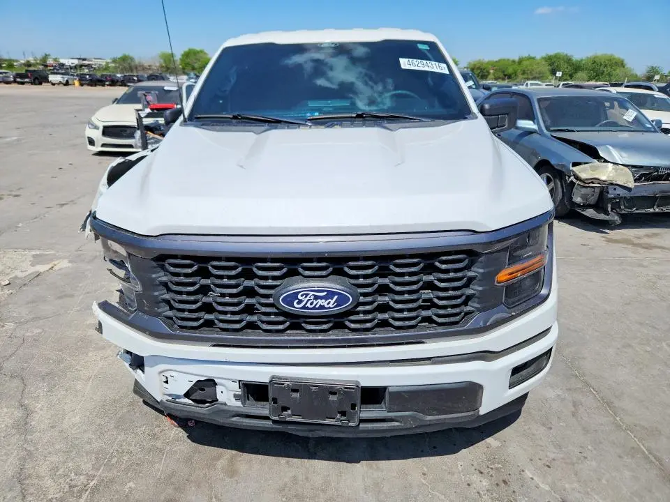 2024 FORD F150 STX  