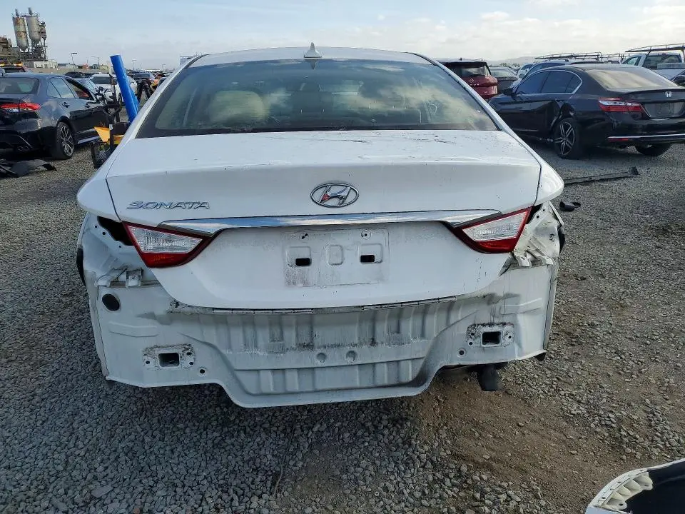 2012 HYUNDAI SONATA GLS  