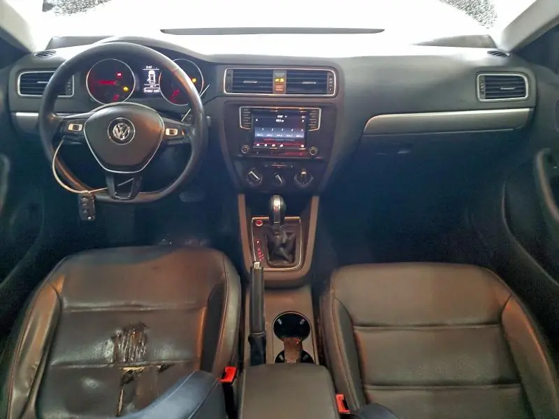 2017 VOLKSWAGEN JETTA SE  