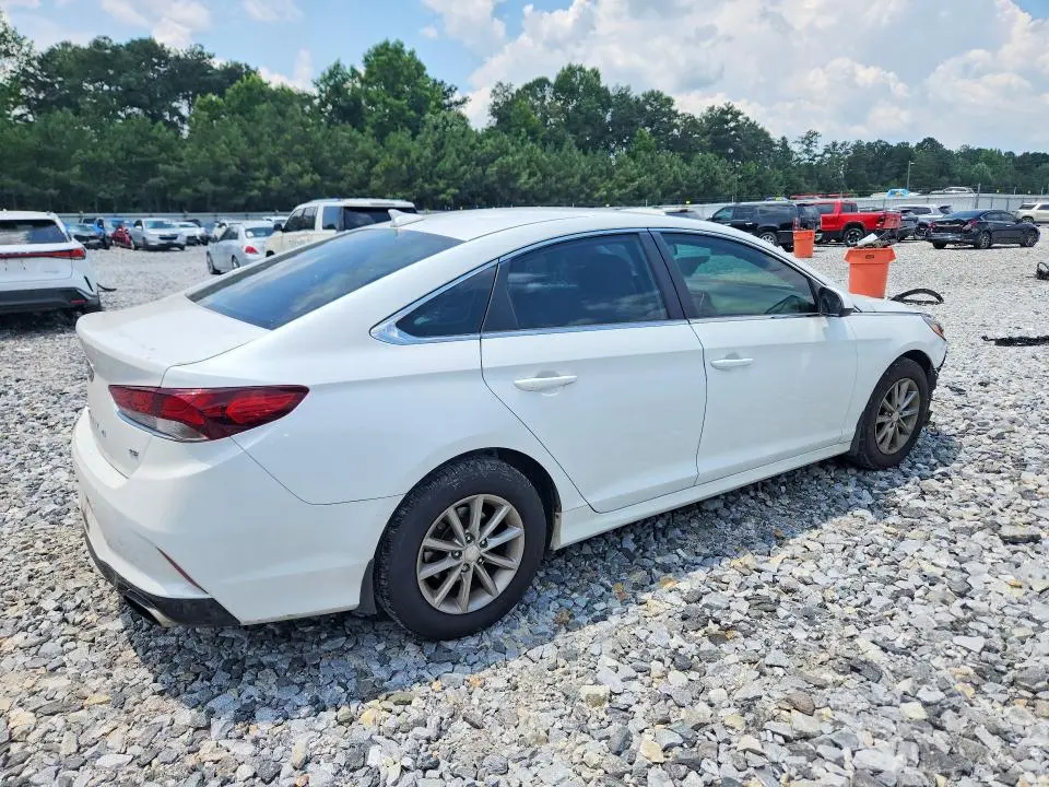 2018 HYUNDAI SONATA SE  