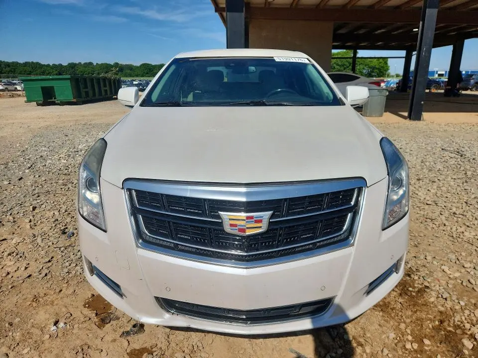 2016 CADILLAC XTS LUXURY COLLECTION  
