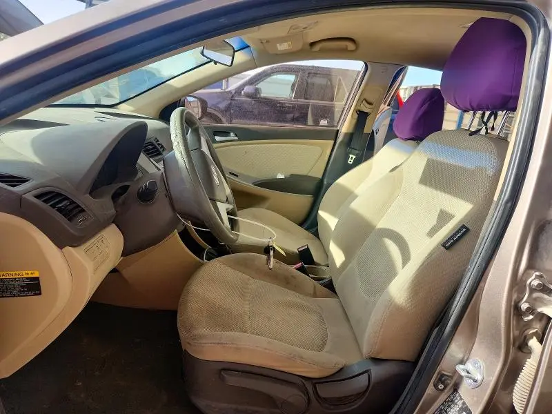 2012 HYUNDAI ACCENT GLS  