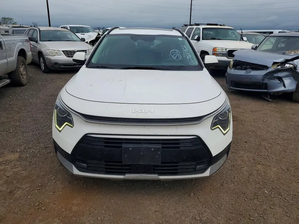 2024 KIA NIRO SX  