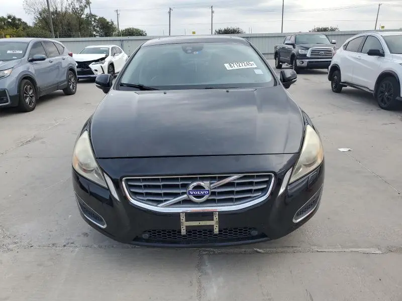 2012 VOLVO S60 T5  