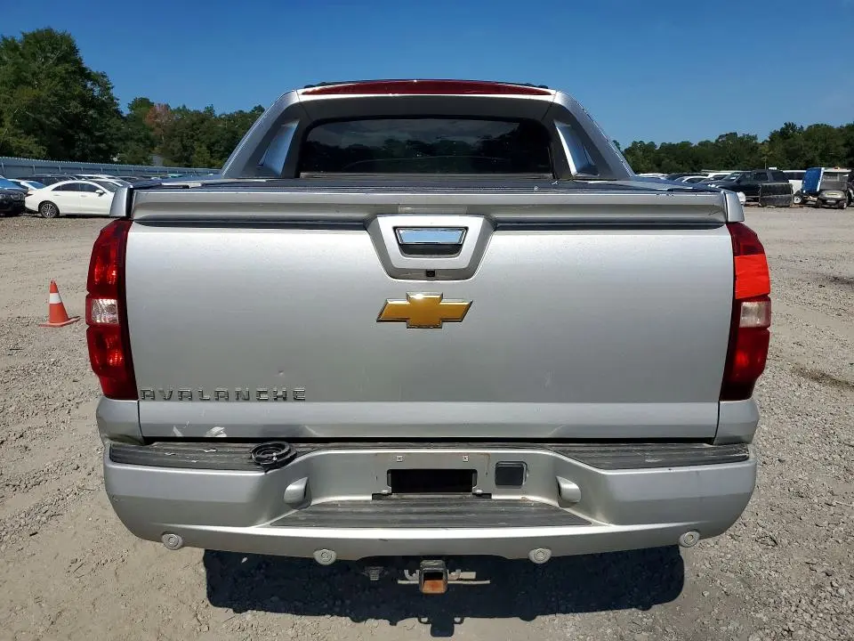 2013 CHEVROLET AVALANCHE LT  