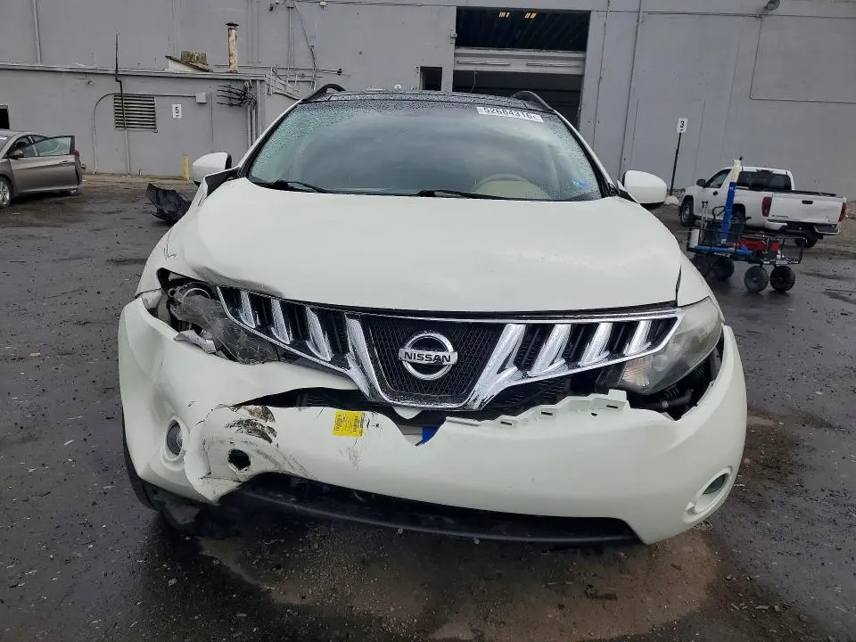 2010 NISSAN MURANO S  