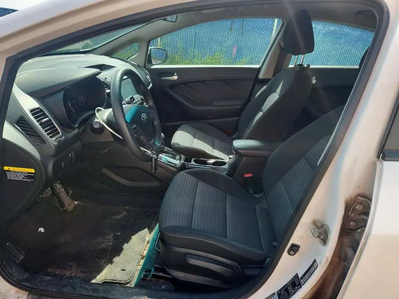 2018 KIA FORTE LX  