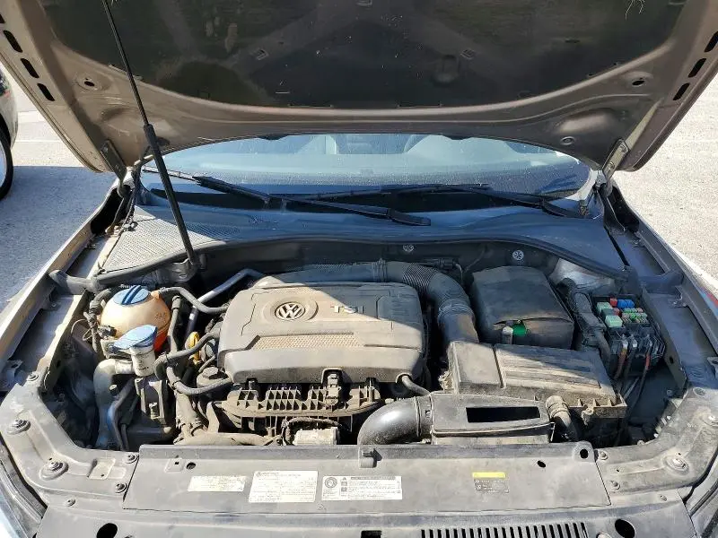 2015 VOLKSWAGEN PASSAT S  