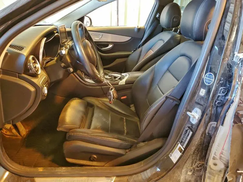 2015 MERCEDES-BENZ C 300  