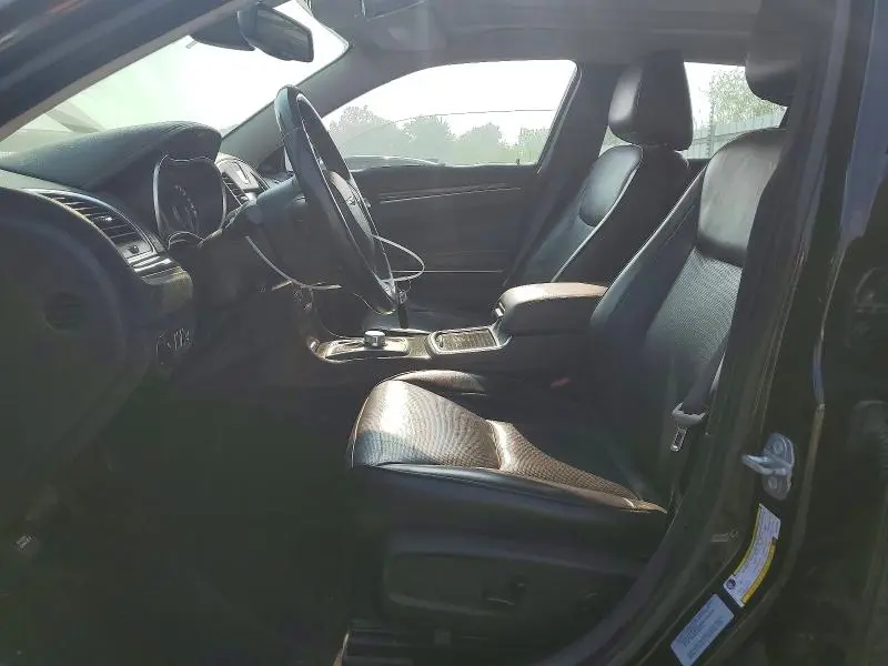 2016 CHRYSLER 300C   