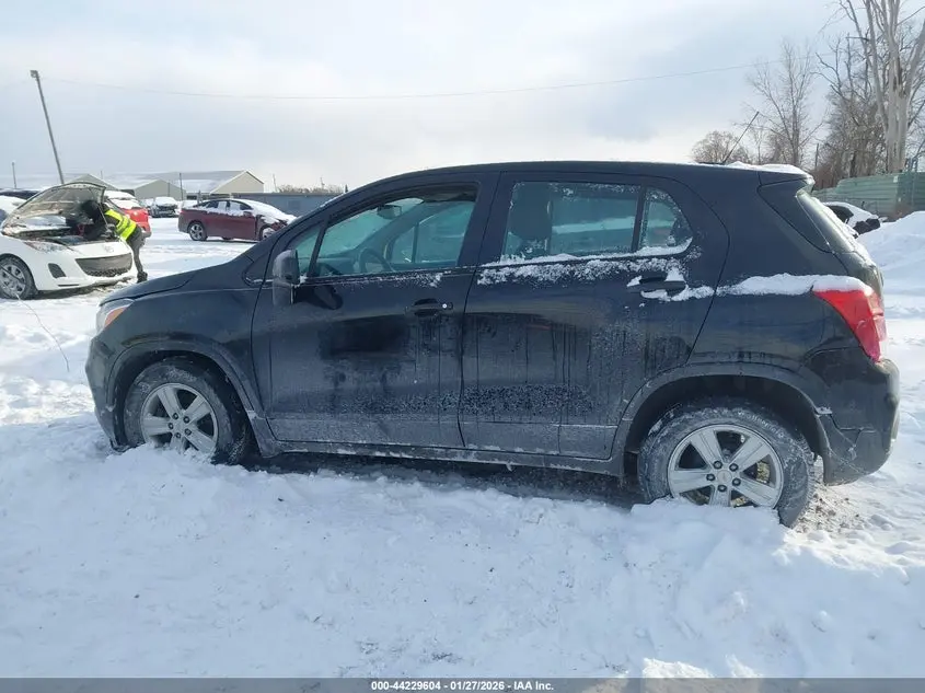 2020 CHEVROLET TRAX FWD LS