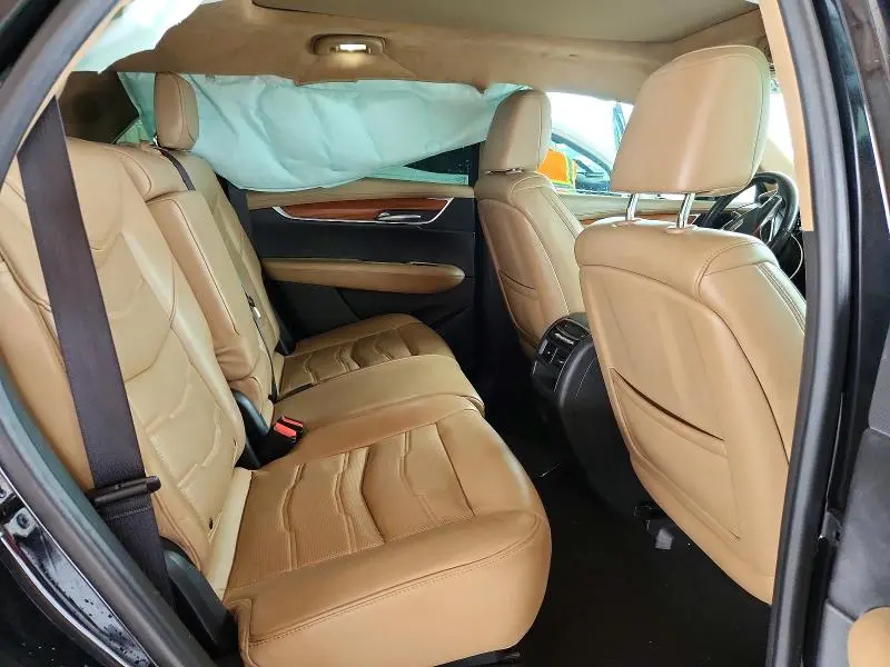 2017 CADILLAC XT5 PLATINUM  