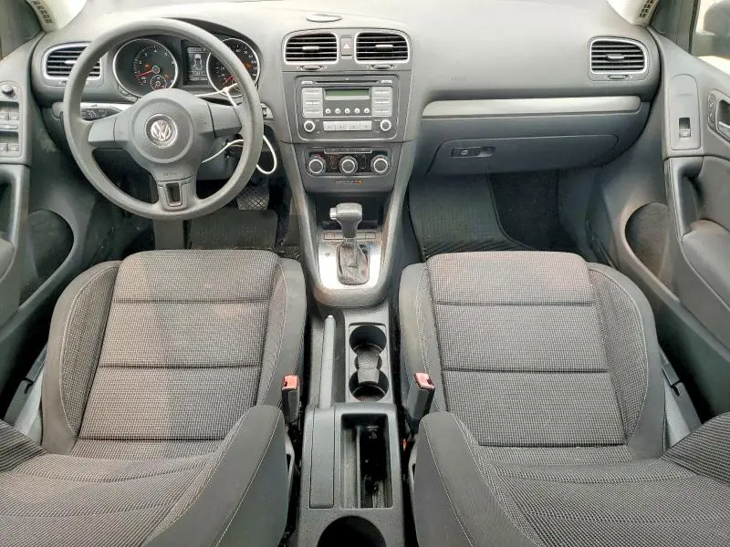 2010 VOLKSWAGEN GOLF   