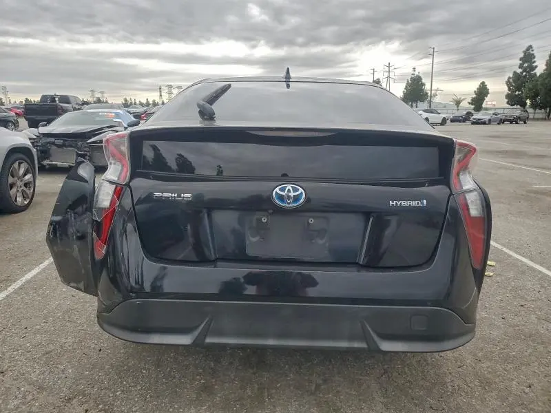 2016 TOYOTA PRIUS   