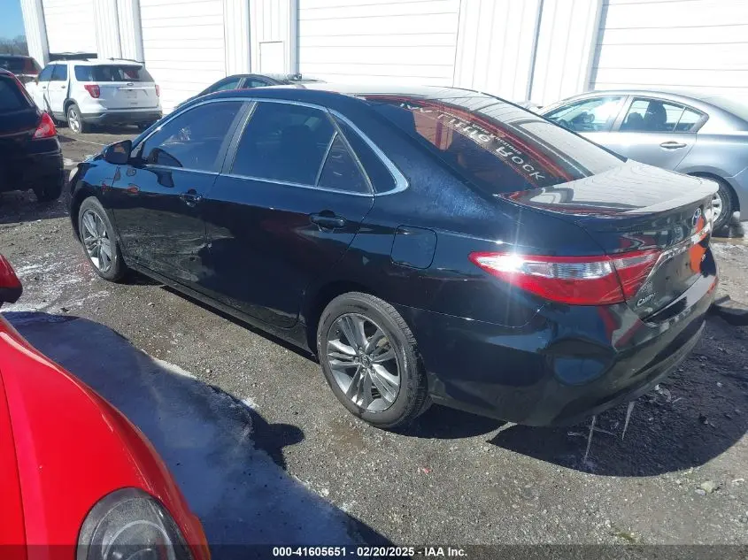2017 TOYOTA CAMRY SE