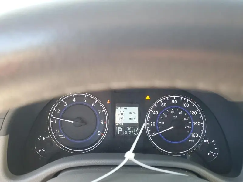 2012 INFINITI G37 BASE  