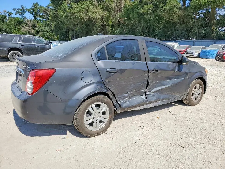 2013 CHEVROLET SONIC LT  