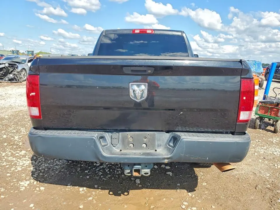 2016 RAM 1500 ST  