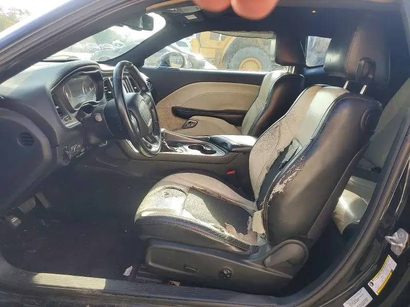 2015 DODGE CHALLENGER SXT  