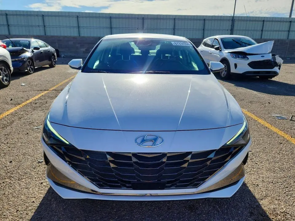 2023 HYUNDAI ELANTRA LIMITED  