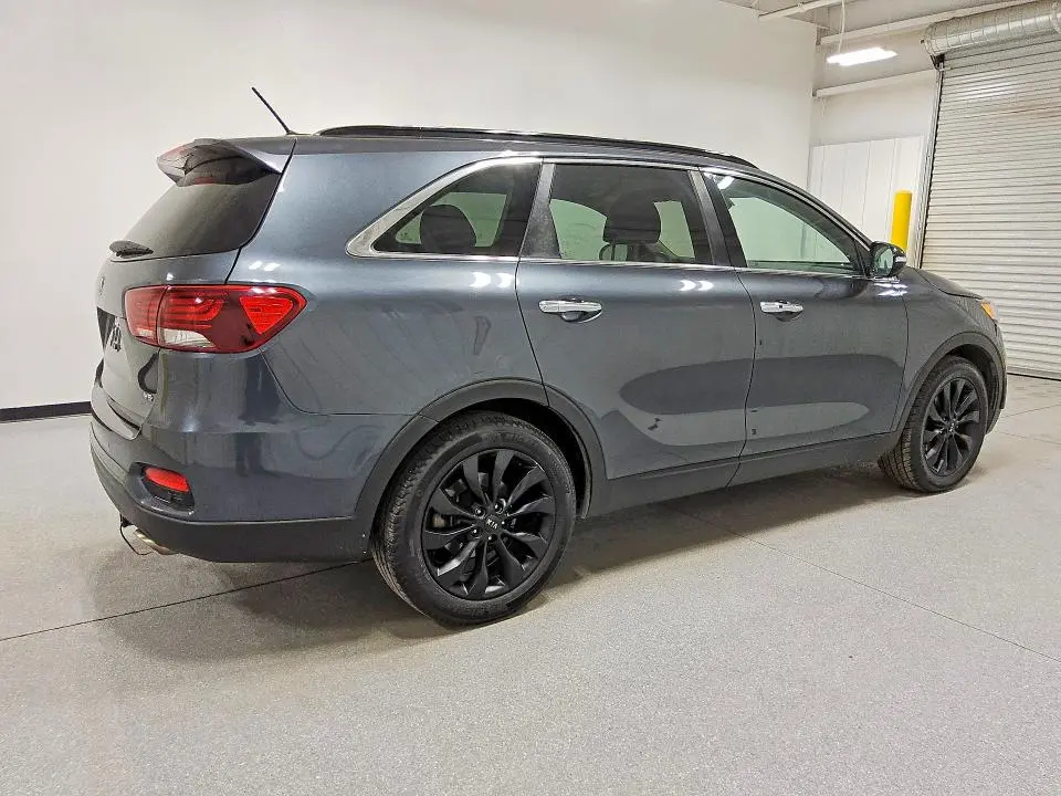 2020 KIA SORENTO S  