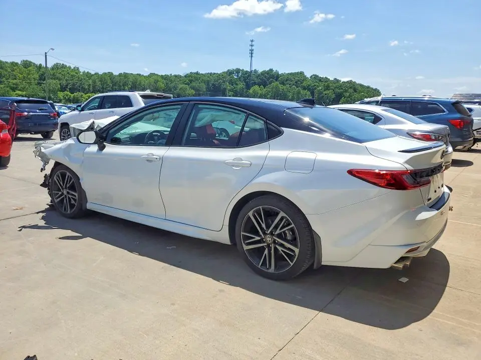 2025 TOYOTA CAMRY XSE  