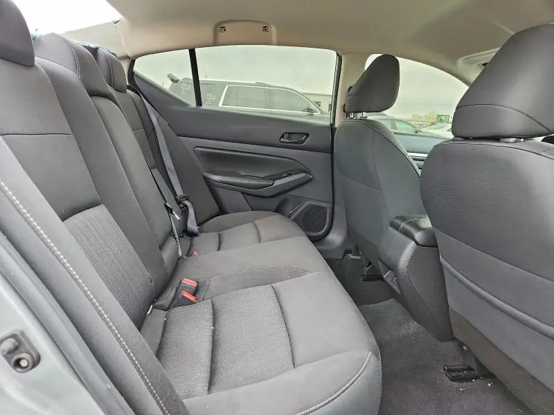2023 NISSAN ALTIMA SV  