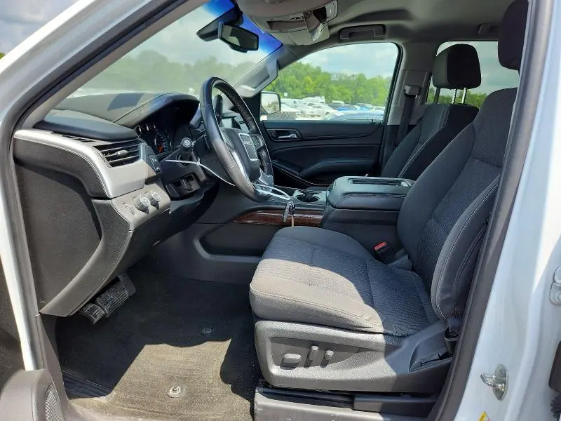 2018 GMC YUKON SLE  
