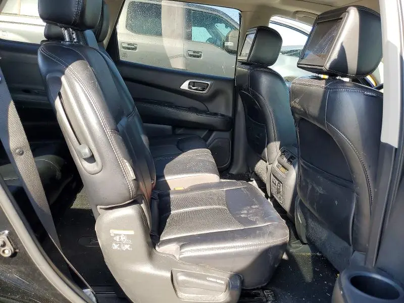 2019 NISSAN PATHFINDER PLATINUM  