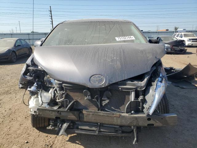 2014 TOYOTA SIENNA LE